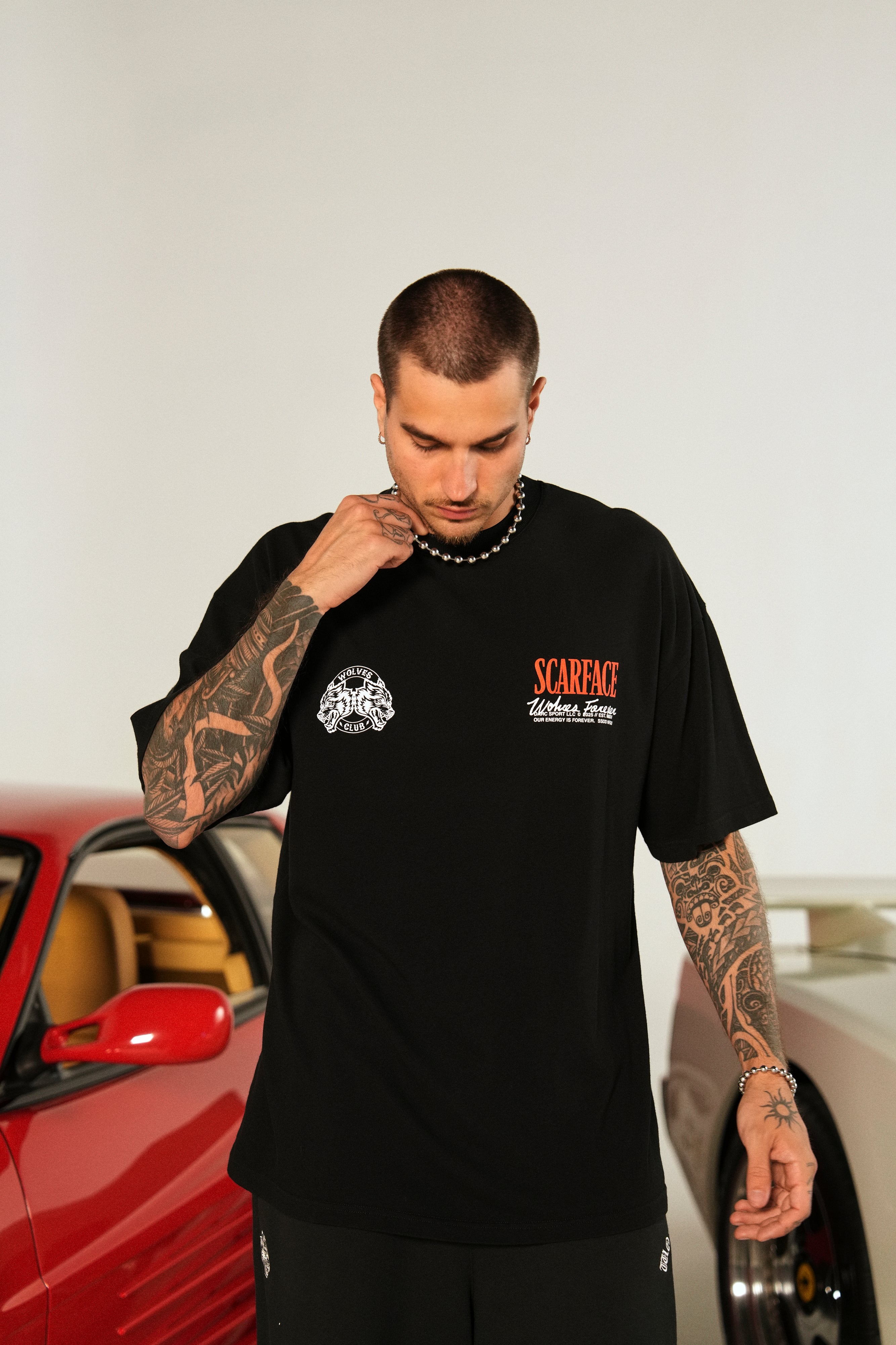 Black Premium Oversized T-Shirt – Relaxed Fit