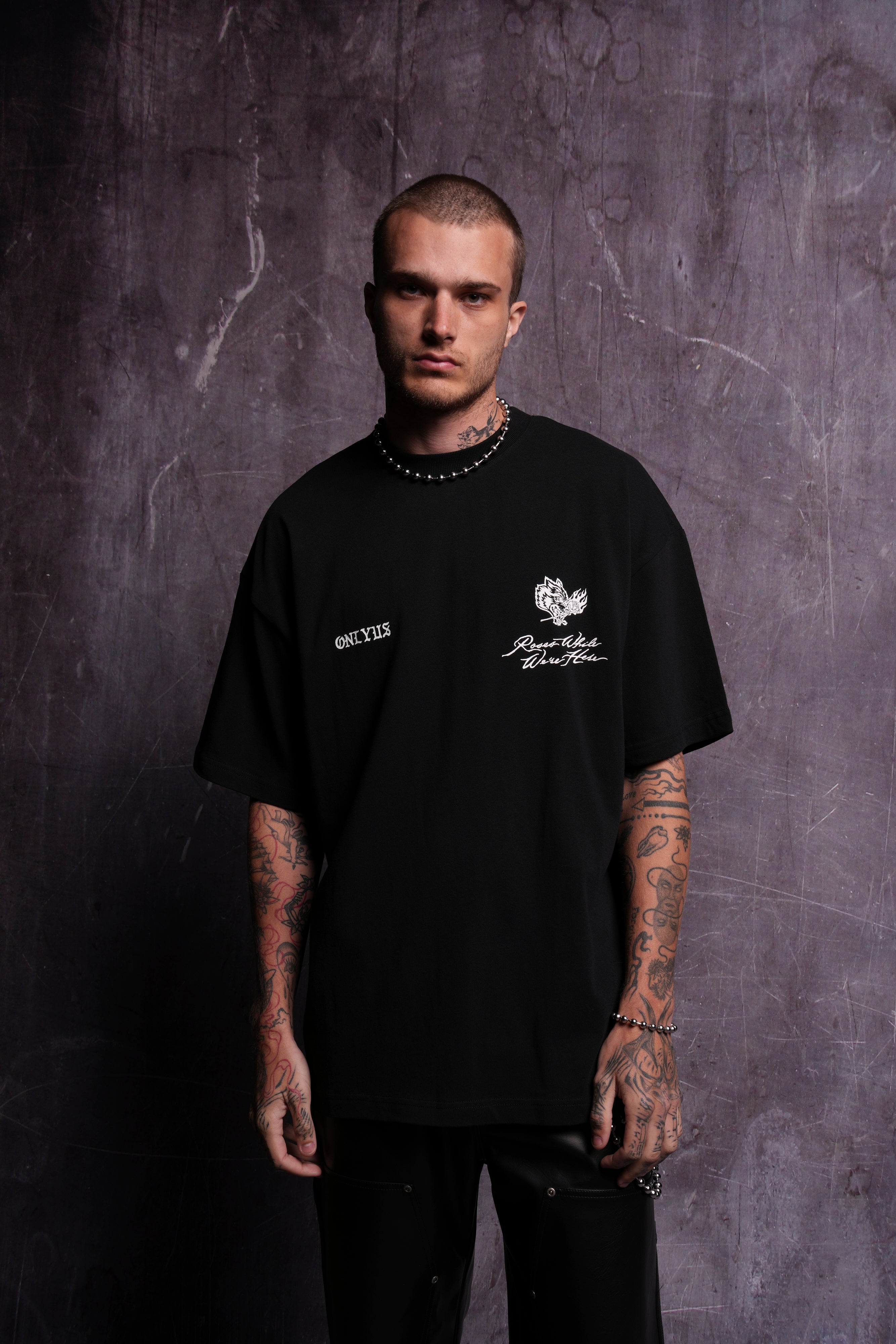 Black Oversized Mori Among Roses Side By Side Tee