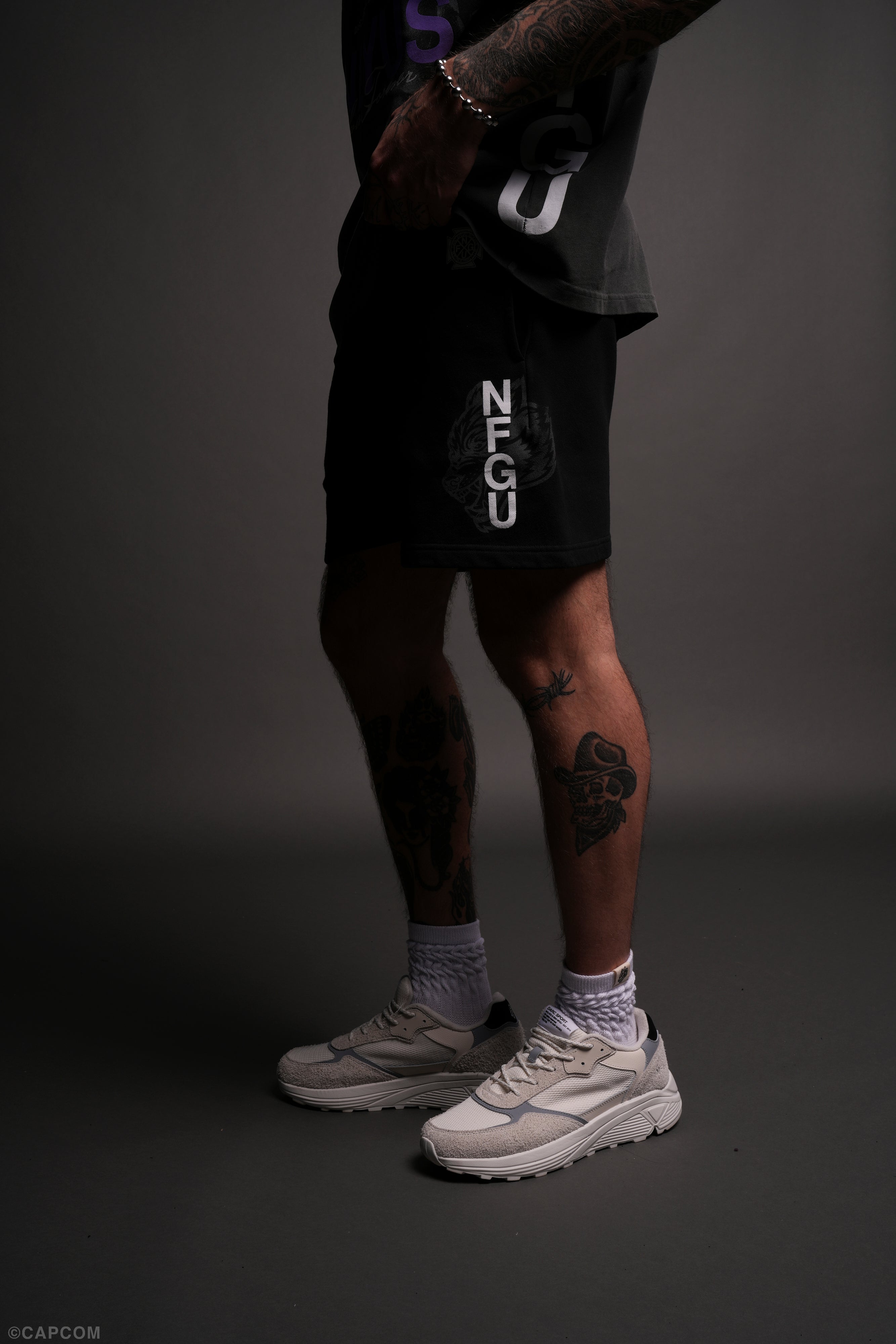 Wolf Post Lounge Sweatpants - Black Comfort Shorts
