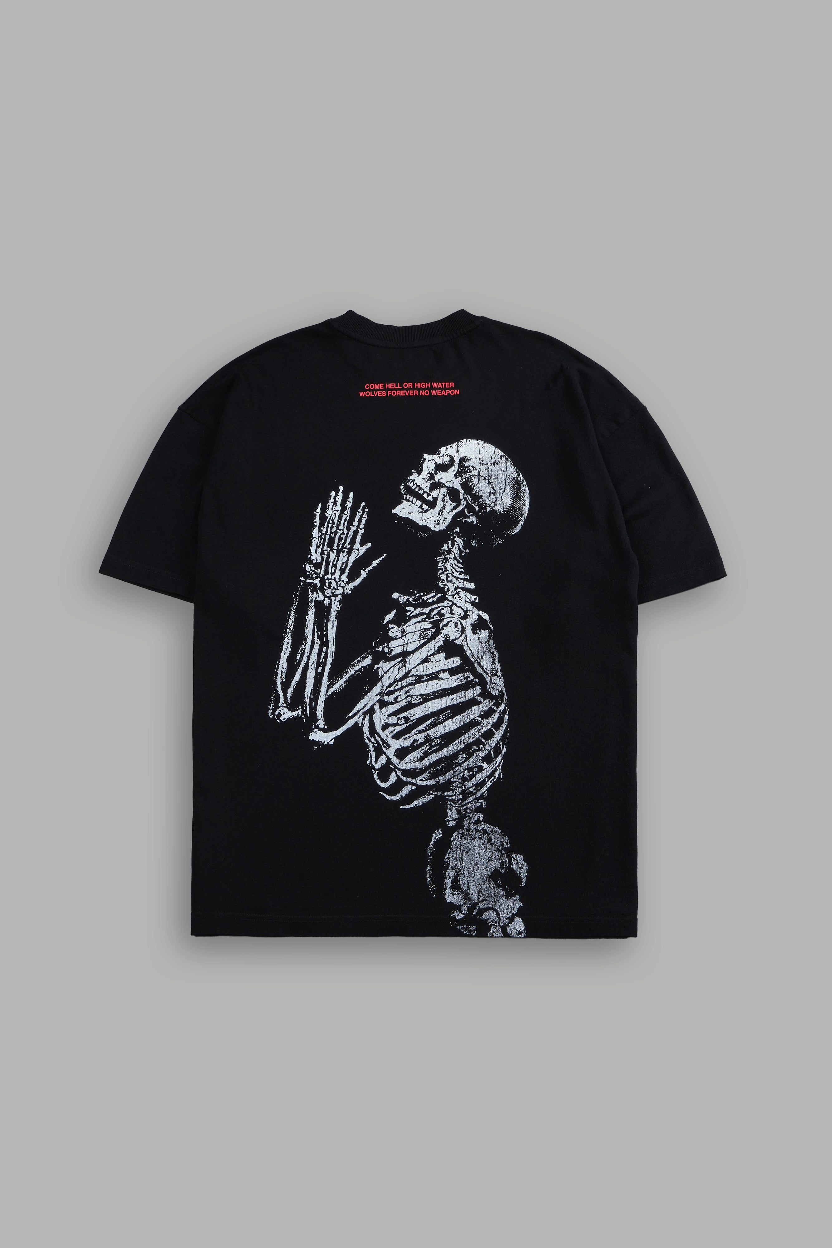 Premium Oversized Unisex Black Tee – No Weapon Shall Prosper