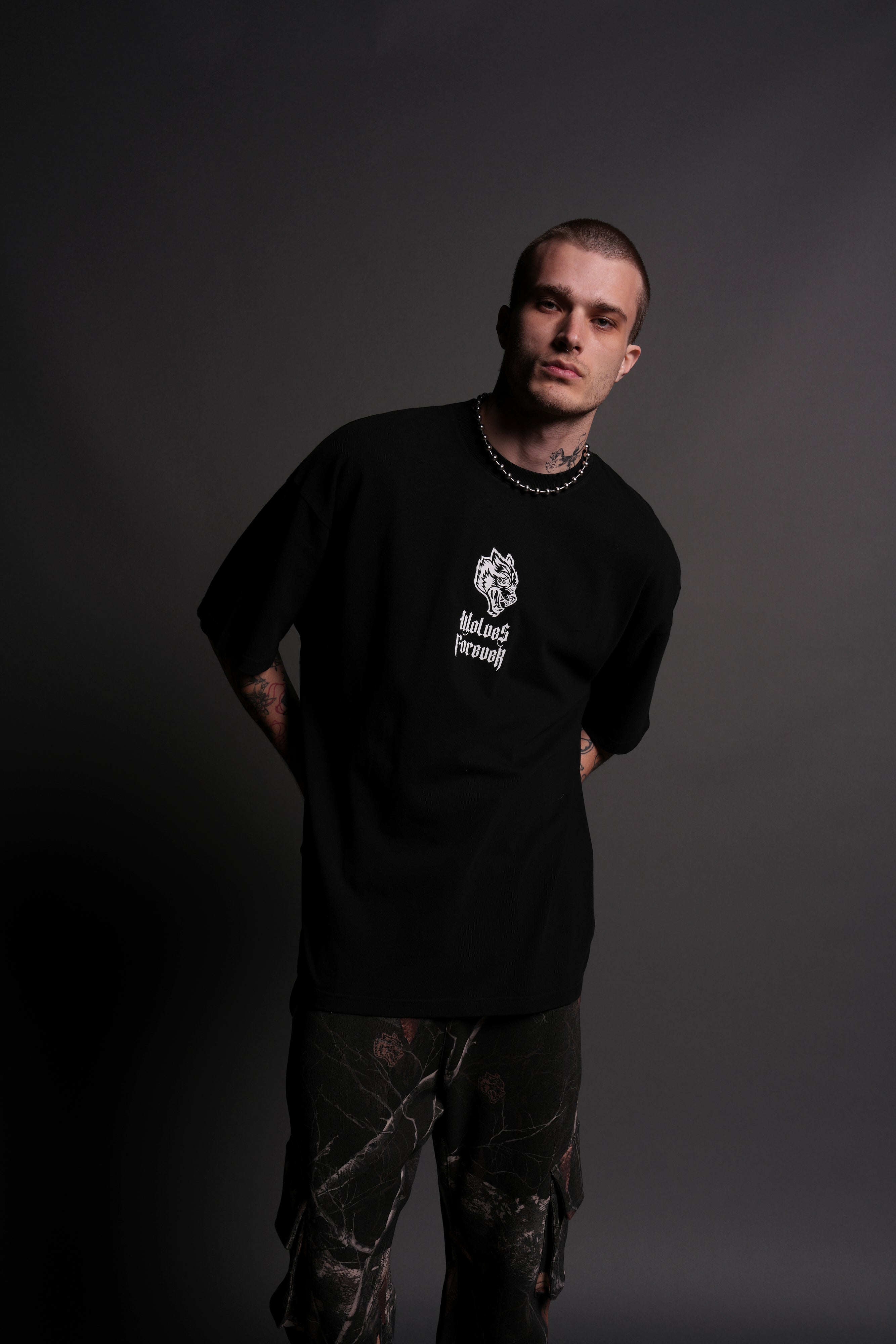 Black Premium Oversized T-Shirt – Comfort Fit