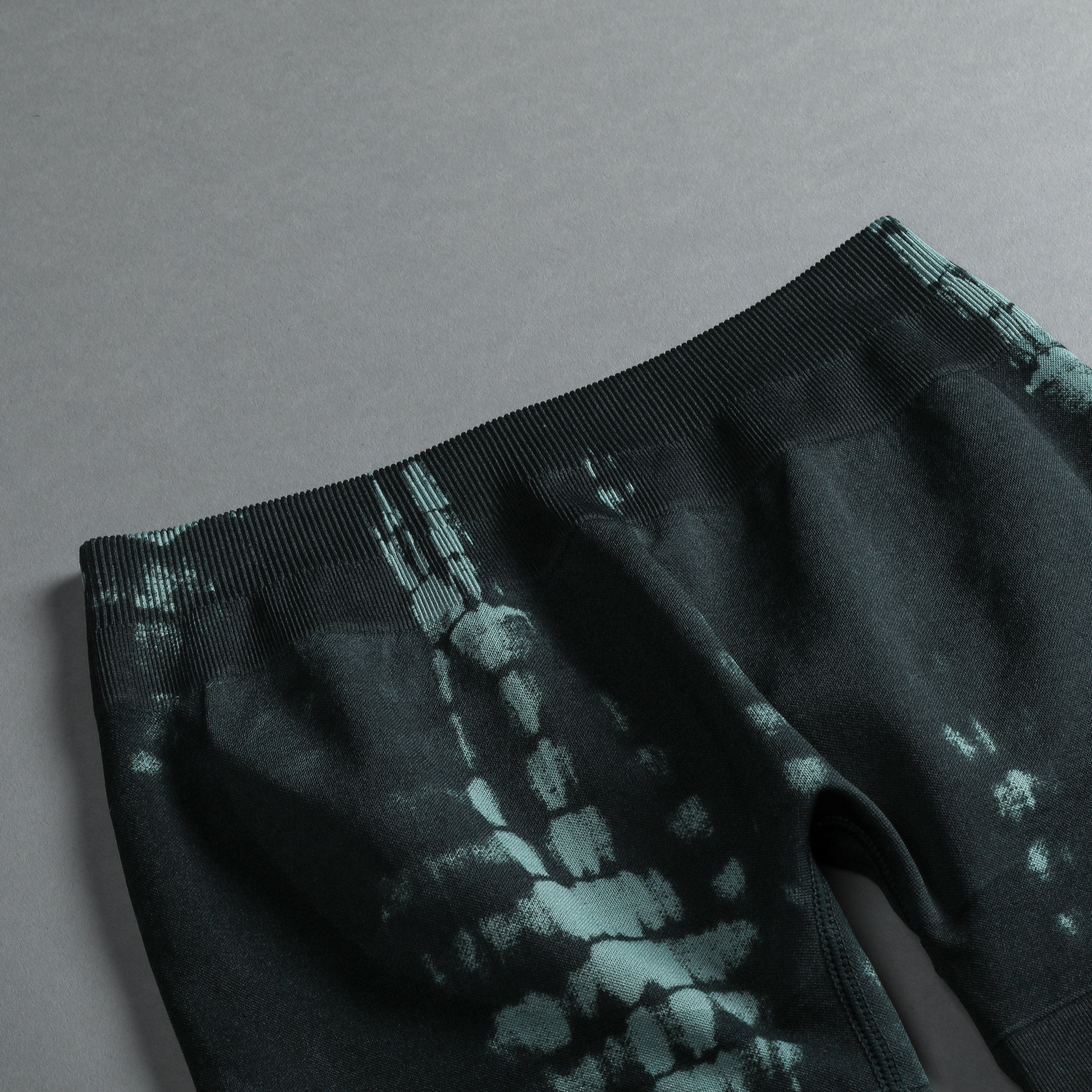 Everson Katya Seamless Shorts - Jade Green Serpent