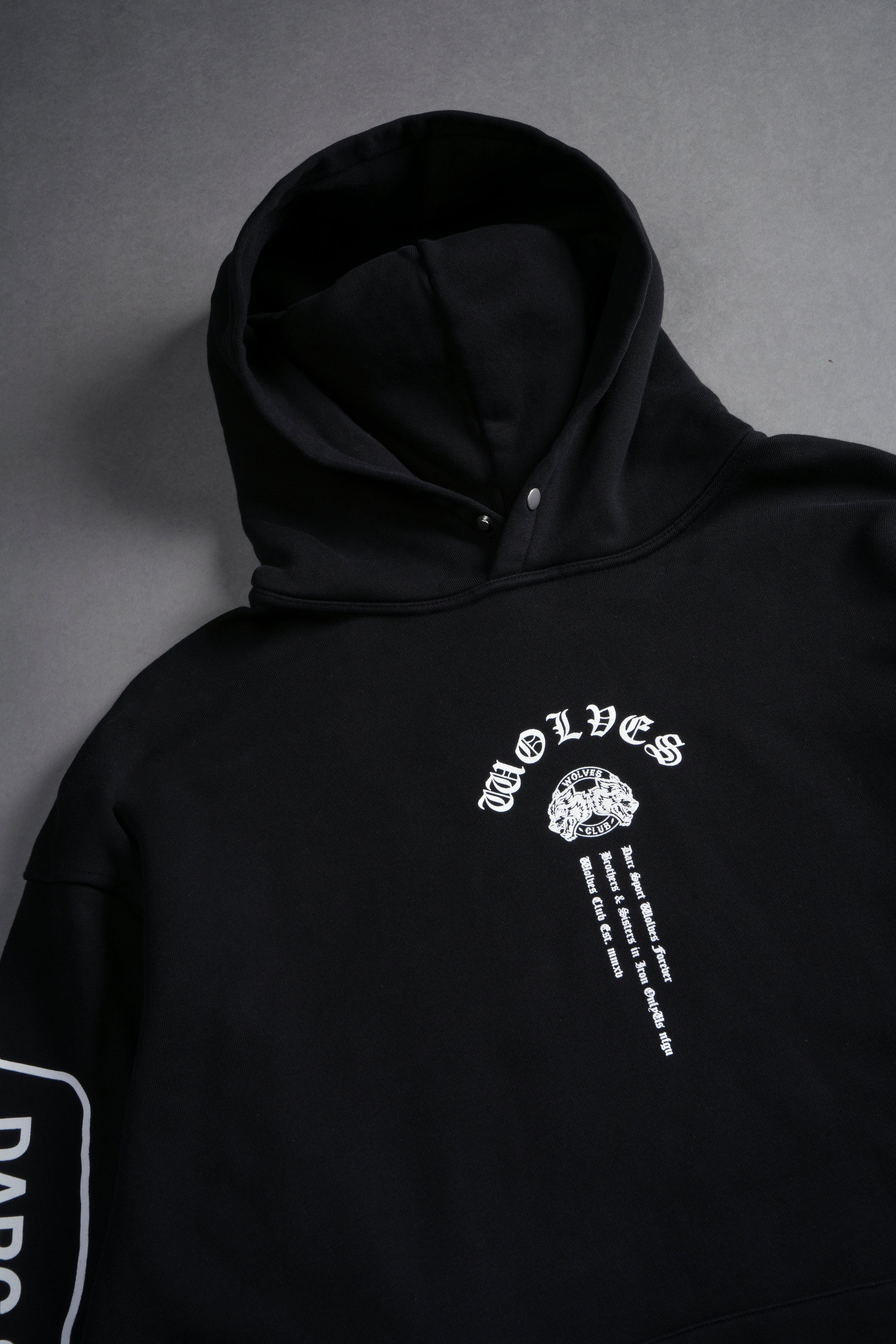 Black Pierce Hoodie by Hunter – Stylish & Comfortable
