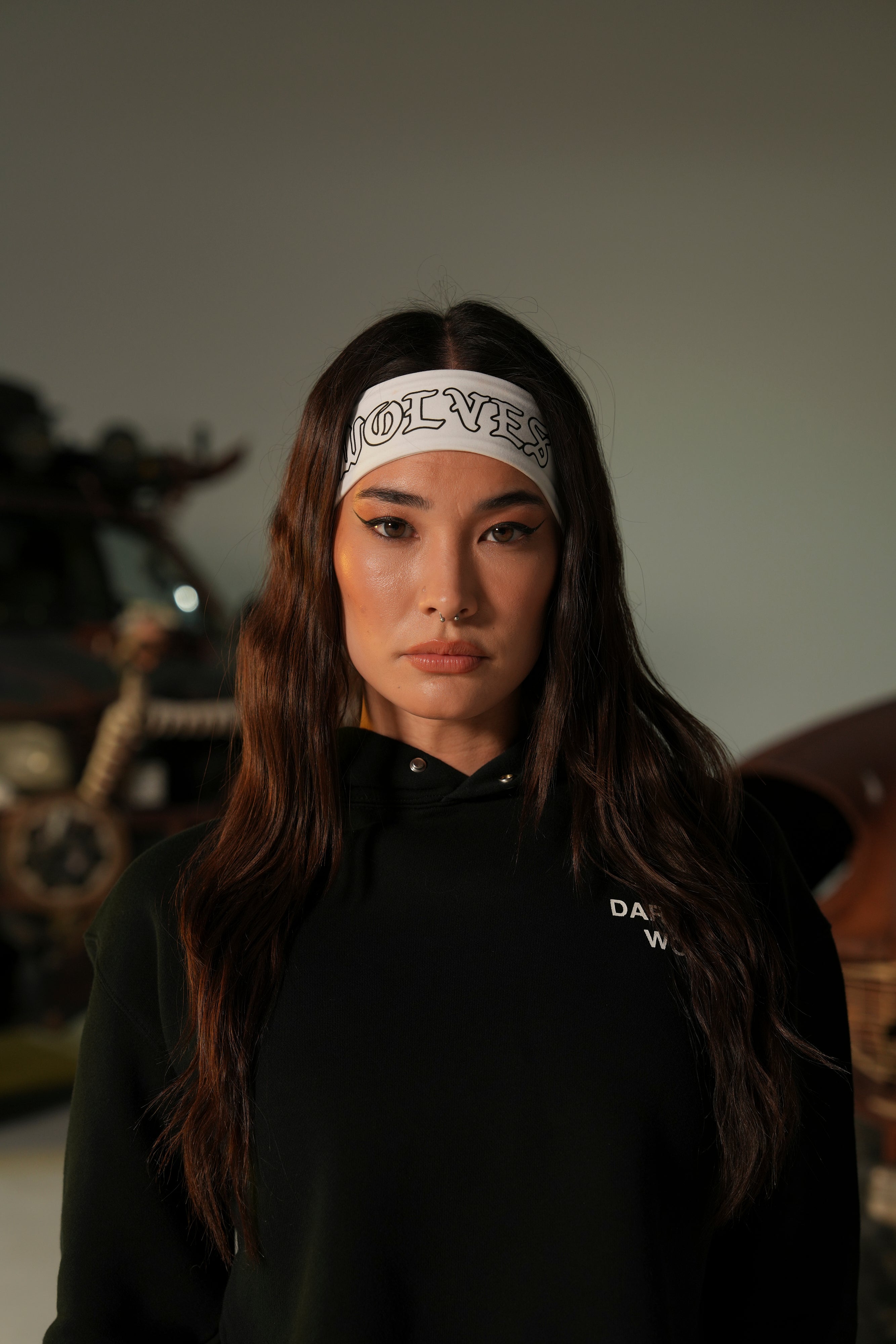 White Darc Letter Energy Headband for Active Lifestyles